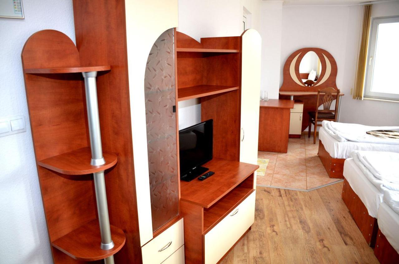 Family Hotel Daisy Borino Ngoại thất bức ảnh
